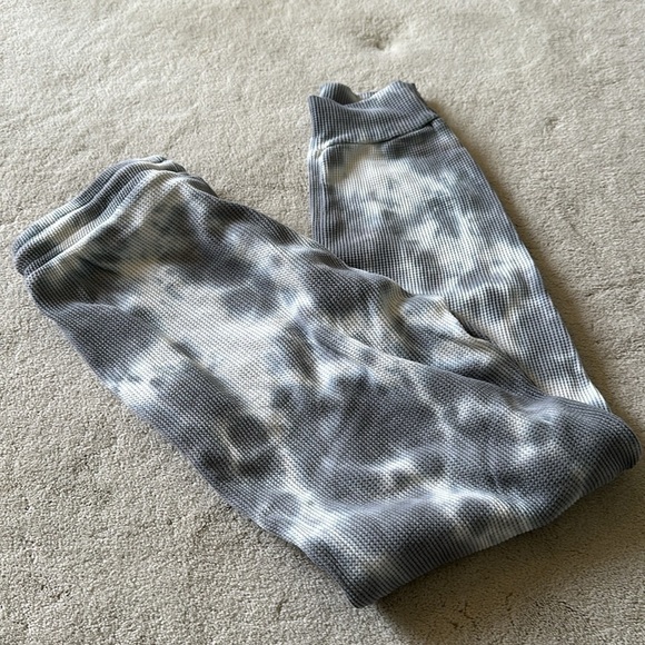 Anthropologie Janelle Waffle Tie Dye Joggers in Sharkskin Size Medium - Picture 2 of 5